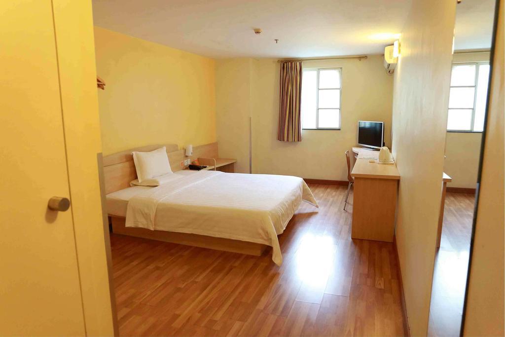 7Days Inn Guangzhou Tianhe Tangxia Junjing Huayuan الغرفة الصورة